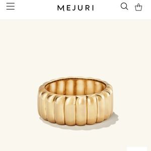 LIKE NEW - Mejuri Charlotte Bold Ring, Size 9